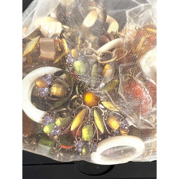 Earth Tone Jewelry Lot 1lb Beaded & Shell Assorted Casual Bohemian Fall Pieces - Picture 2 of 7